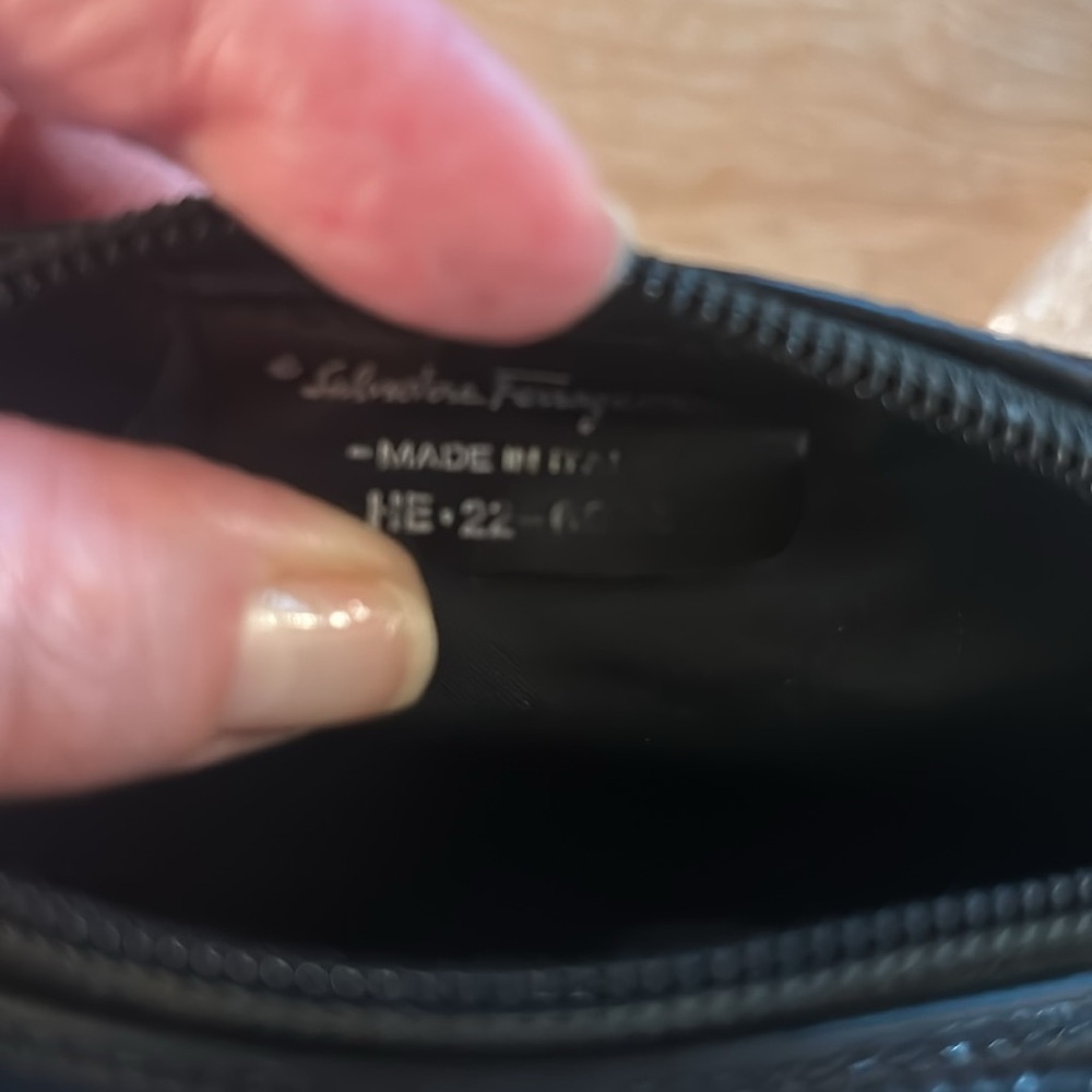 SALVATORE FERRAGAMO CANVAS NYLON & LEATHER COSMETIC TOILETRY TRAVEL POUCH - Picture 7 of 9